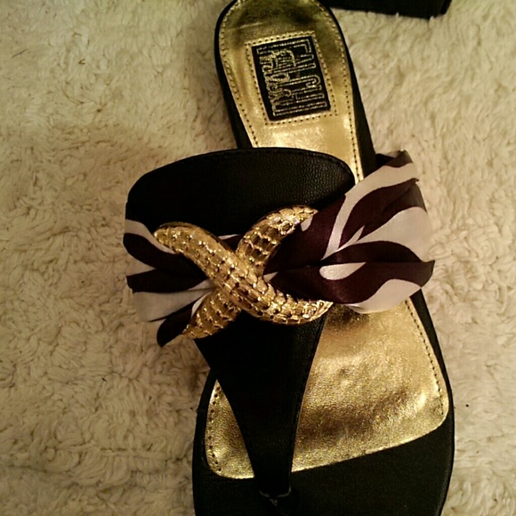 Falchi black and white thong slides - Picture 2 of 5